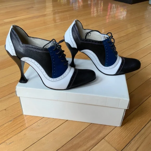 John Fluevog Mansfield Black White & Blue Leather Shoe Size 9 worn once indoors - Picture 8 of 15